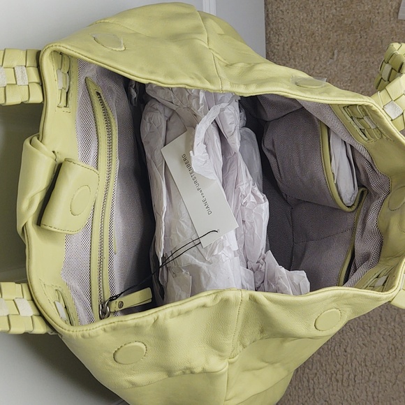 Diane von Furstenberg💚Marissa Tote, light green 💚 🆕 - Picture 6 of 10